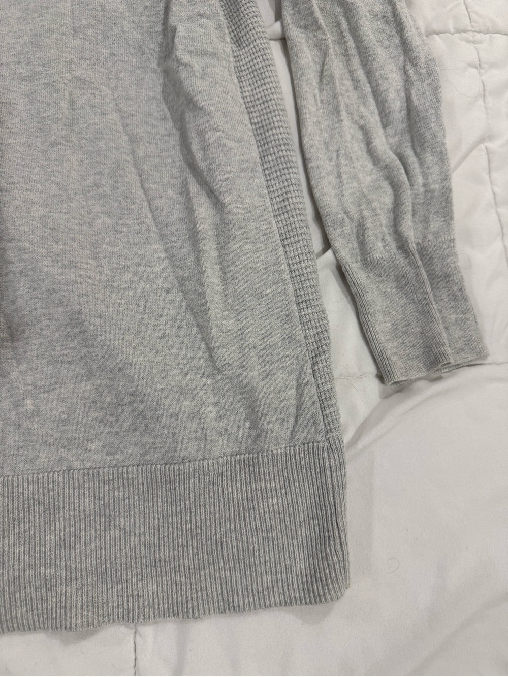 GAP Cardigan - Picture 8 of 8